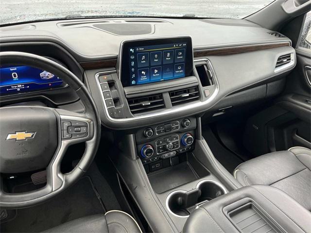 Photo of 2023 Silver Sage Metallic Chevrolet Suburban