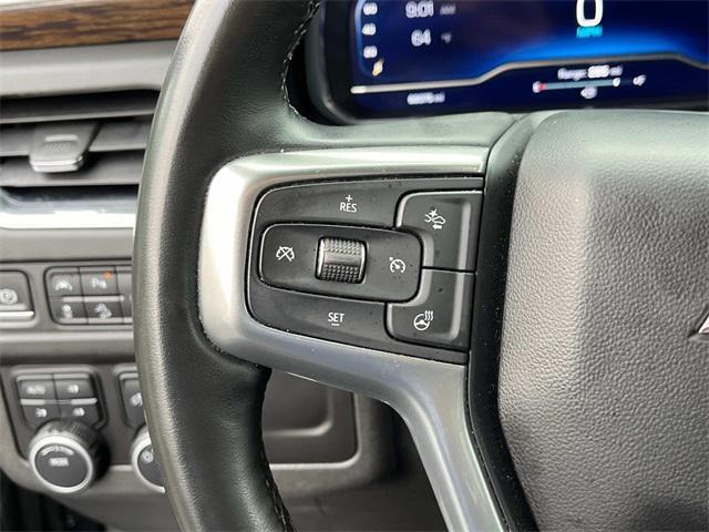 Photo of 2023 Silver Sage Metallic Chevrolet Suburban