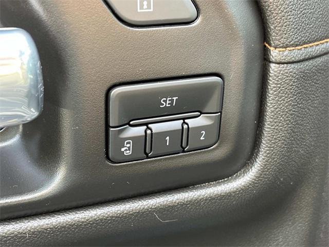 Photo of 2022 Onyx Black GMC Sierra 1500