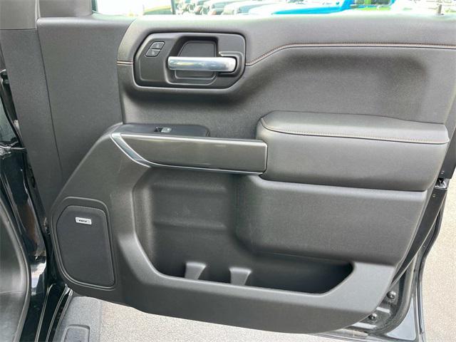 Photo of 2022 Onyx Black GMC Sierra 1500
