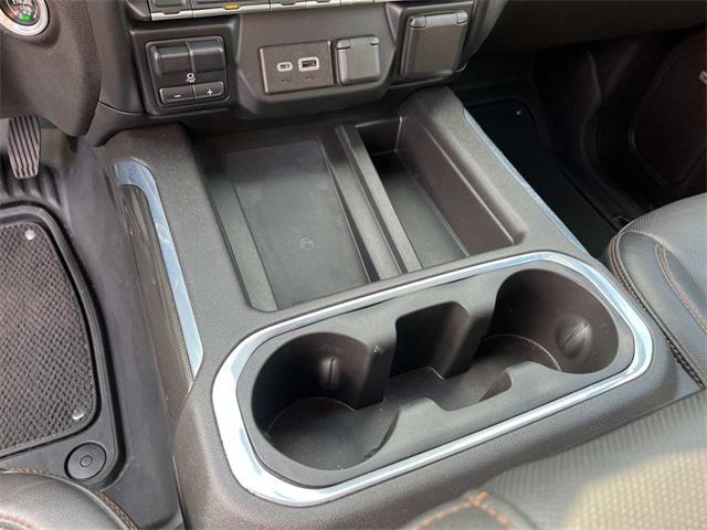 Photo of 2022 Onyx Black GMC Sierra 1500
