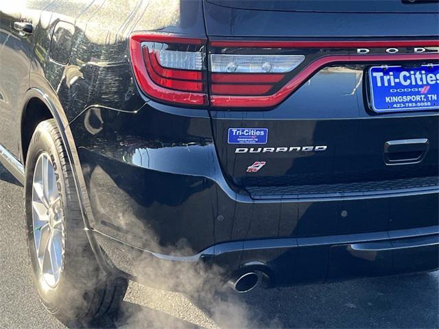 Photo of 2023 DB Black Clearcoat Dodge Durango