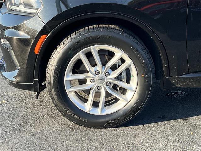 Photo of 2023 DB Black Clearcoat Dodge Durango