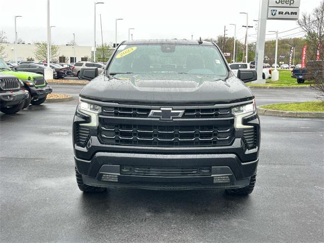 Photo of 2023 Black Chevrolet Silverado 1500