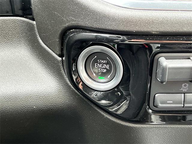 Photo of 2023 Black Chevrolet Silverado 1500