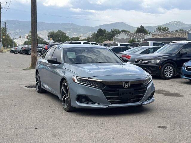 Photo of 2022 Sonic Gray Pearl Honda Accord