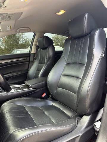 Photo of 2022 Sonic Gray Pearl Honda Accord