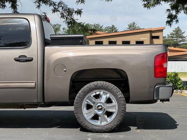 Photo of 2013 Mocha Steel Metallic Chevrolet Silverado 1500