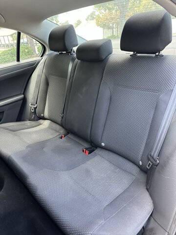 Photo of 2014 Black Uni Volkswagen Jetta