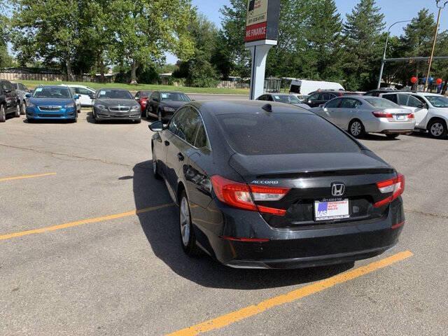 Photo of 2018 Crystal Black Pearl Honda Accord