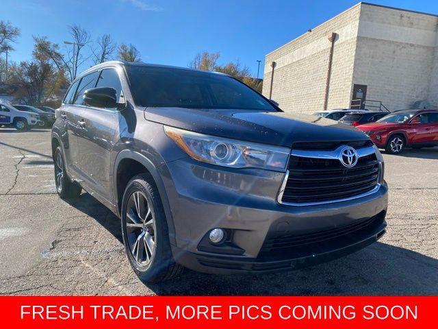 2016 Toyota Highlander