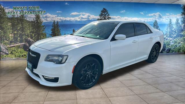 2019 Chrysler 300