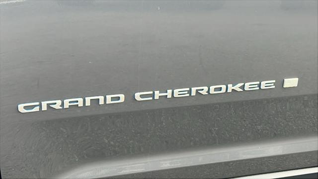 Photo of 2024 Baltic Gray Metallic Clearcoat Jeep Grand Cherokee 4xe