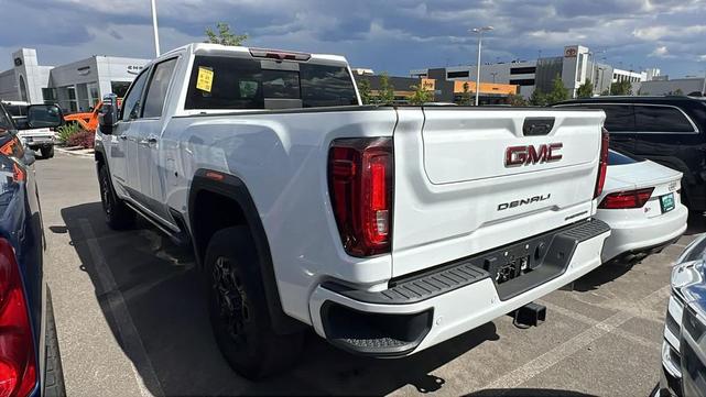 Photo of 2022 Summit White GMC Sierra 2500