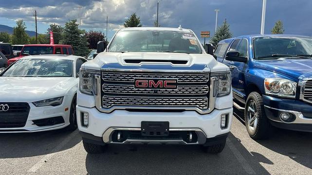 Photo of 2022 Summit White GMC Sierra 2500