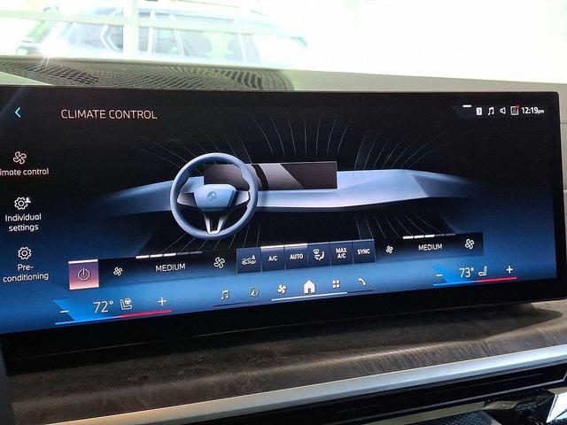 Photo of 2025 Skyscraper Grey Metallic BMW X5 PHEV