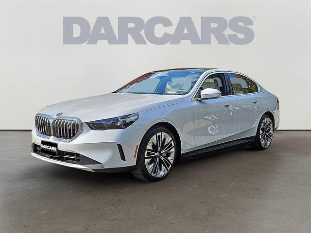 Photo of 2024 Mineral White Metallic BMW i5
