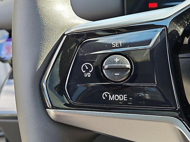 Photo of 2024 Mineral White Metallic BMW i5