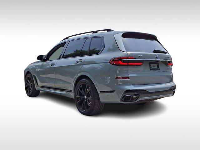 Photo of 2026 Brooklyn Grey Metallic BMW X7