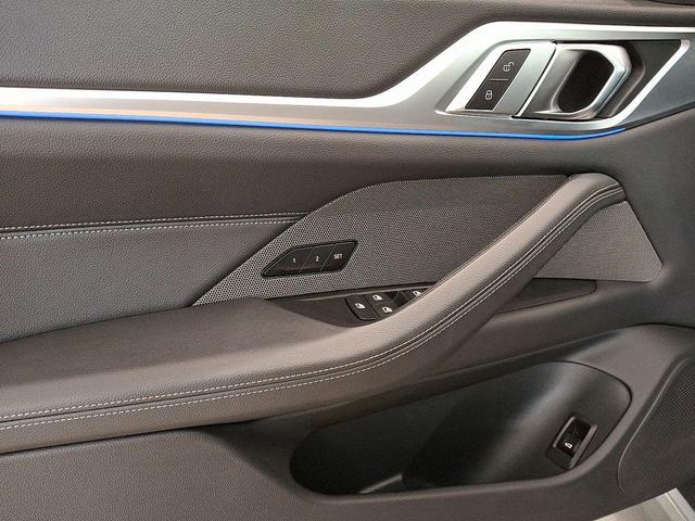 Photo of 2025 Gray BMW i4 Gran Coupe