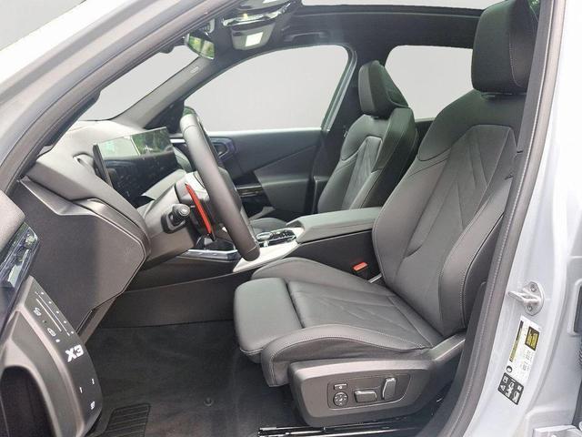 Photo of 2025 Brooklyn Grey Metallic BMW X3