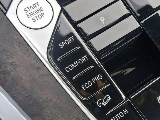 Photo of 2025 Skyscraper Grey Metallic BMW X5