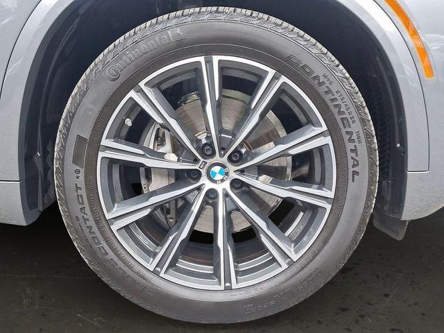 Photo of 2025 Skyscraper Grey Metallic BMW X5
