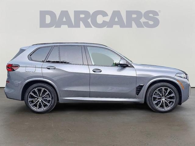 Photo of 2025 Skyscraper Grey Metallic BMW X5