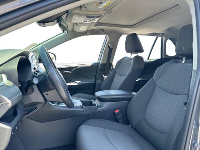 Photo of 2023 Magnetic Gray Metallic Toyota RAV4 Hybrid