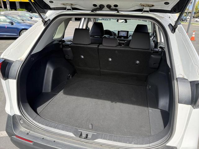 Photo of 2023 Ice Cap Toyota RAV4