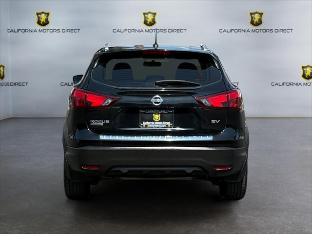 Photo of 2018 Magnetic Black Nissan Rogue Sport