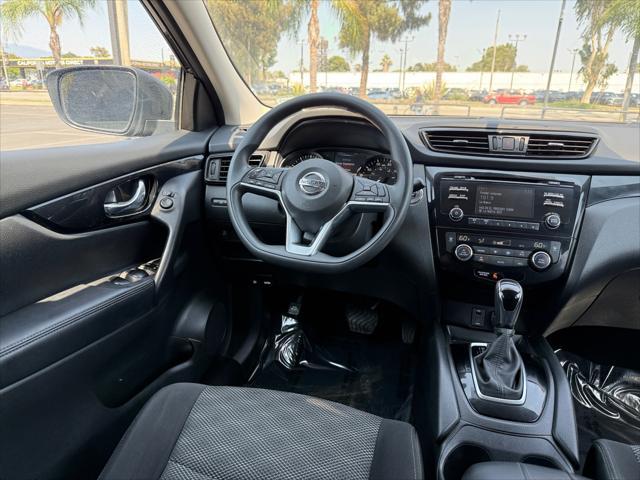 Photo of 2018 Magnetic Black Nissan Rogue Sport