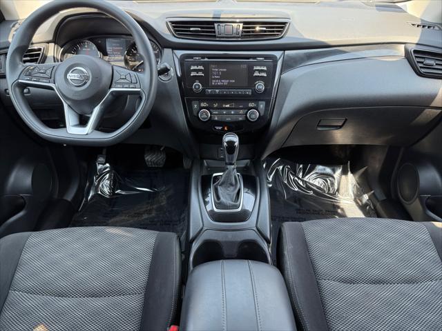 Photo of 2018 Magnetic Black Nissan Rogue Sport
