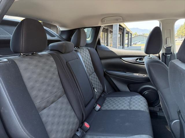 Photo of 2018 Magnetic Black Nissan Rogue Sport