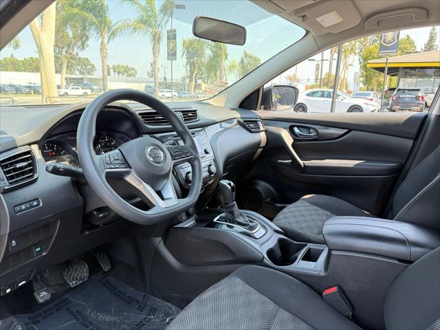 Photo of 2018 Magnetic Black Nissan Rogue Sport