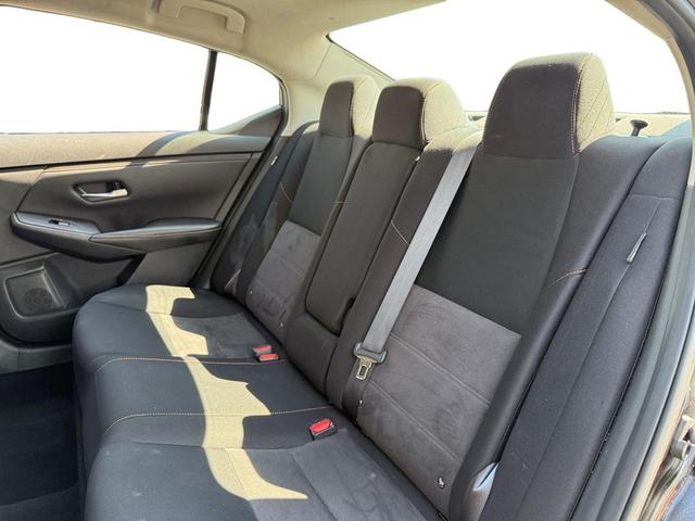 Photo of 2022 Super Black Nissan Sentra
