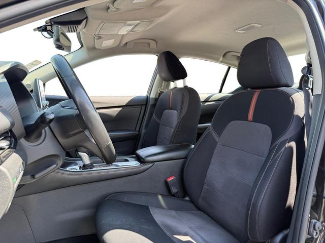 Photo of 2022 Super Black Nissan Sentra