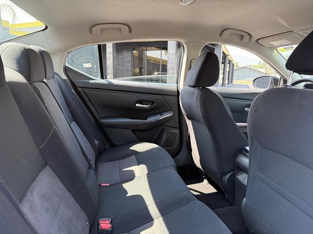 Photo of 2022 Super Black Nissan Sentra