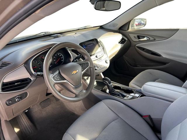 Photo of 2022 Mineral Gray Metallic Chevrolet Malibu