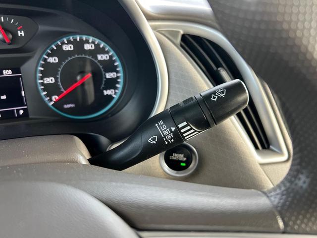 Photo of 2022 Mineral Gray Metallic Chevrolet Malibu