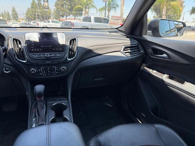 Photo of 2022 Iron Gray Metallic Chevrolet Equinox
