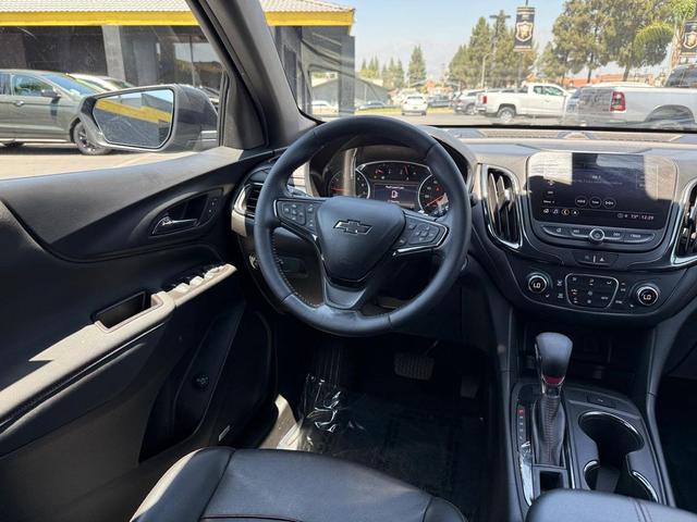 Photo of 2022 Iron Gray Metallic Chevrolet Equinox