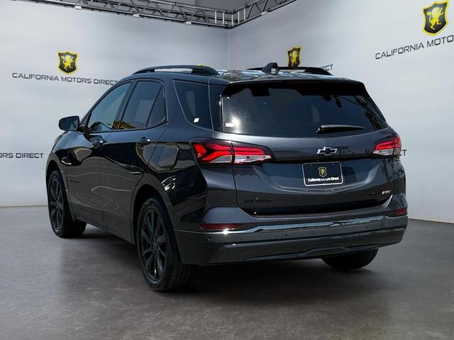 Photo of 2022 Iron Gray Metallic Chevrolet Equinox