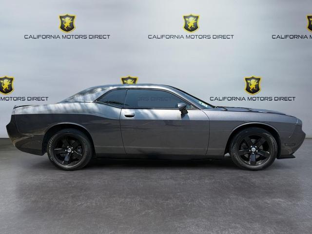 Photo of 2014 Granite Crystal Metallic Clearcoat Dodge Challenger