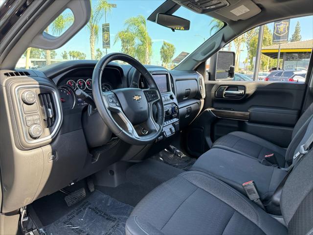 Photo of 2019 Black Chevrolet Silverado 1500