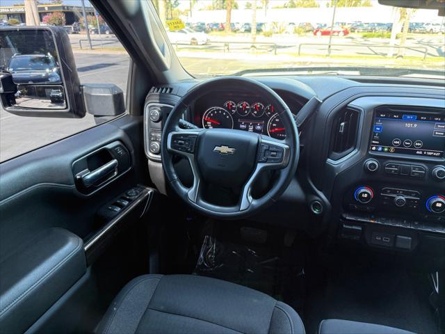 Photo of 2019 Black Chevrolet Silverado 1500