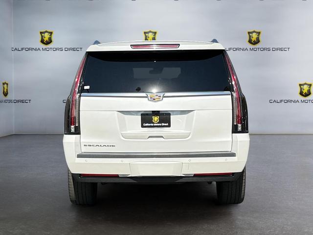 Photo of 2019 Crystal White Tricoat Cadillac Escalade ESV