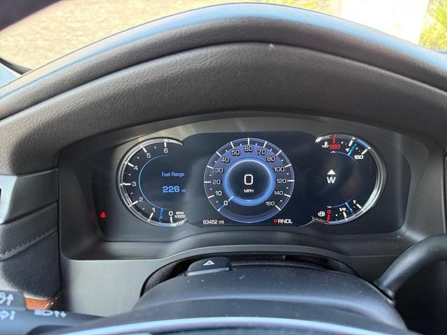 Photo of 2019 Crystal White Tricoat Cadillac Escalade ESV