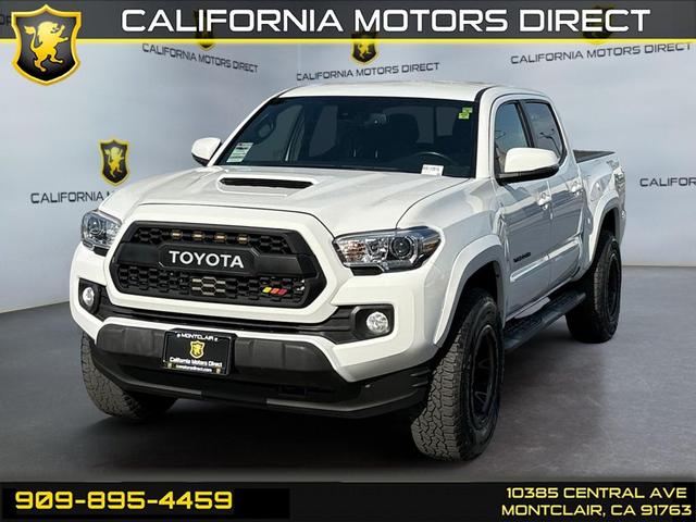 Photo of 2021 Super White Toyota Tacoma