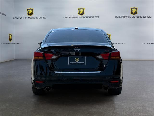 Photo of 2023 Super Black Nissan Altima